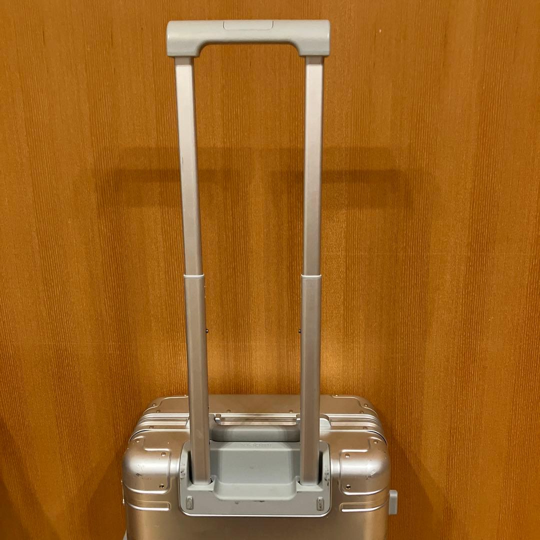 xiaomi シャオミ アルミ スーツケースキャリーケース 機内持込み シルバー