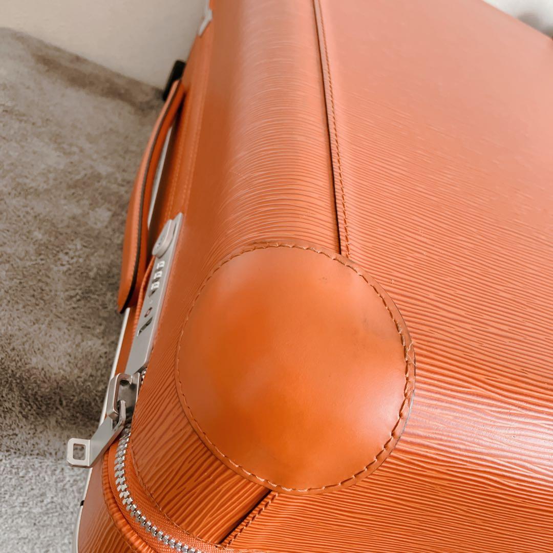 ゆうやけ　LOUIS VUITTON ルイヴィトン　エピ　55 スーツ