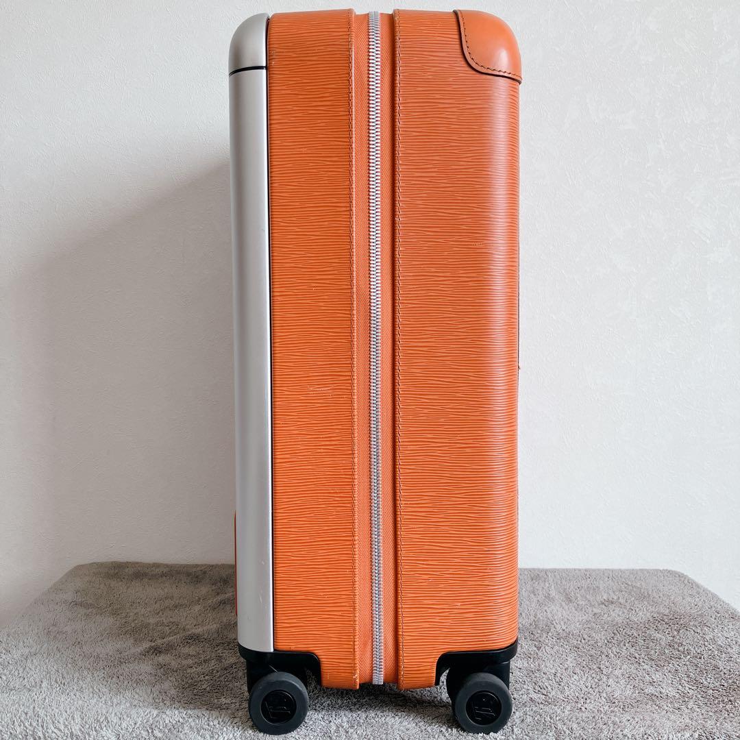 ゆうやけ　LOUIS VUITTON ルイヴィトン　エピ　55 スーツ