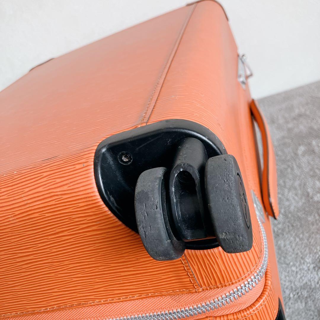 ゆうやけ　LOUIS VUITTON ルイヴィトン　エピ　55 スーツ