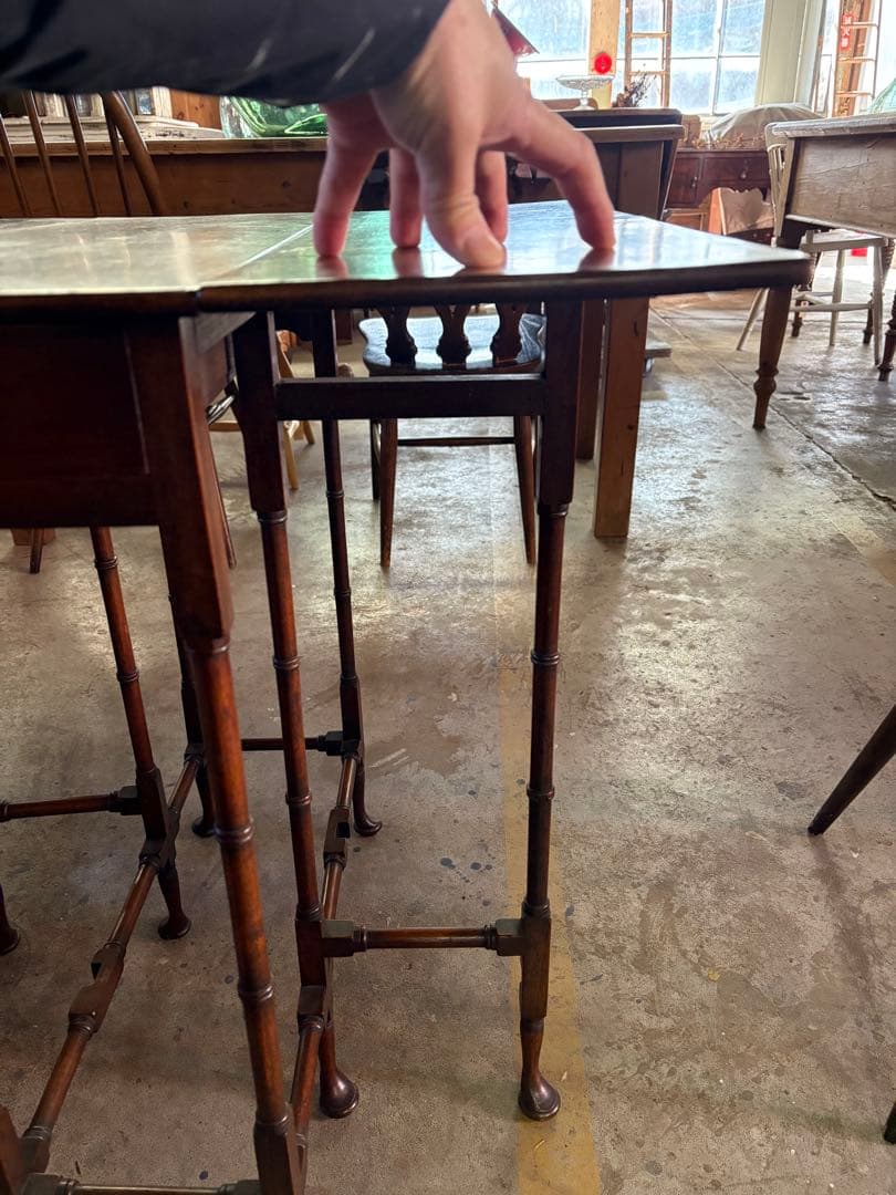 バタフライテーブル/マホガニー