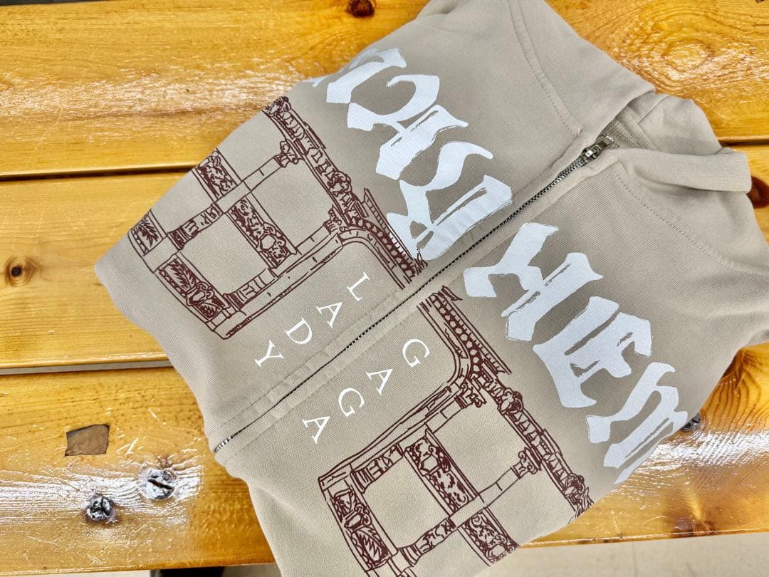 (新品)レディーガガ VIPGOLD 最前列 パーカー M〜最安値〜