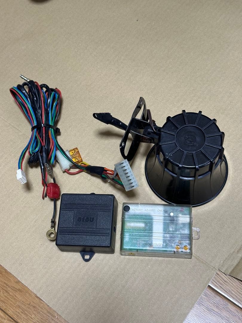 VIPER 516U ボイスモジュール本体 とフィールドセンサーのセット　確認済