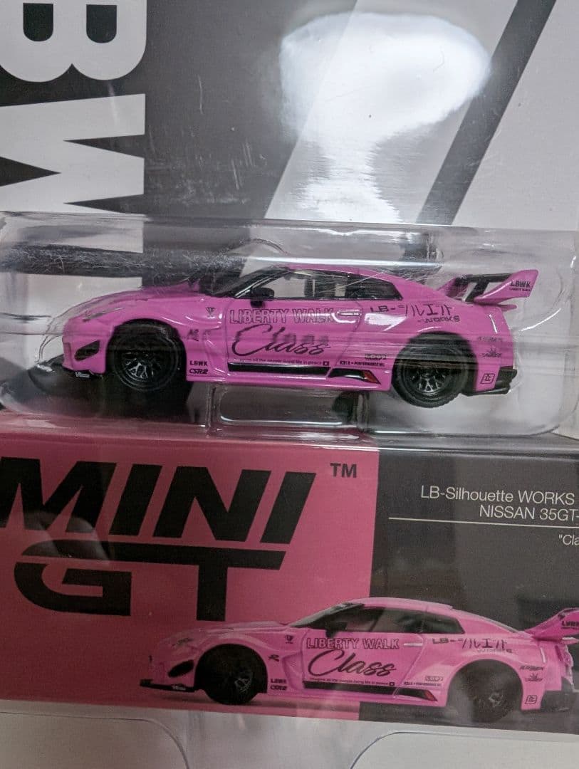 未開封 R35GTR リバティウォーク クラスピンク