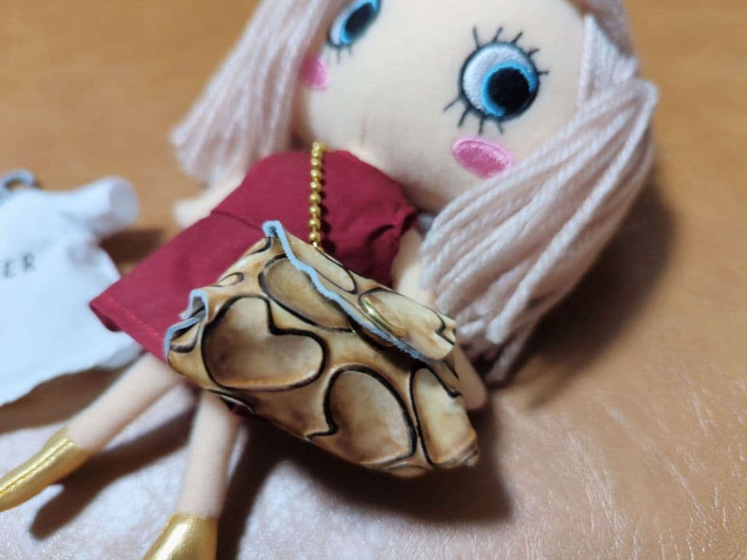 ILEMER ぬいぐるみ 赤いドレス