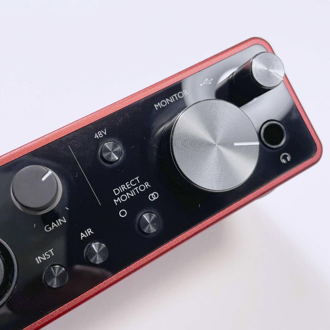 Focusrite Scarlett 2i2 Gen3 インターフェース
