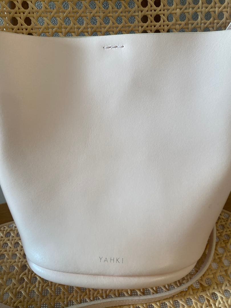 【me】YAHKIショルダーバック