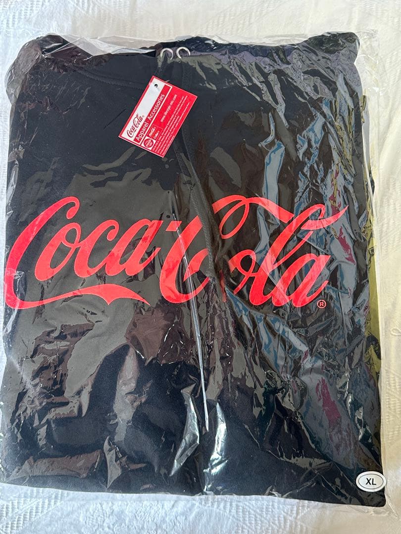 NewJeans CokeSTUDIO パーカー (黒) XL