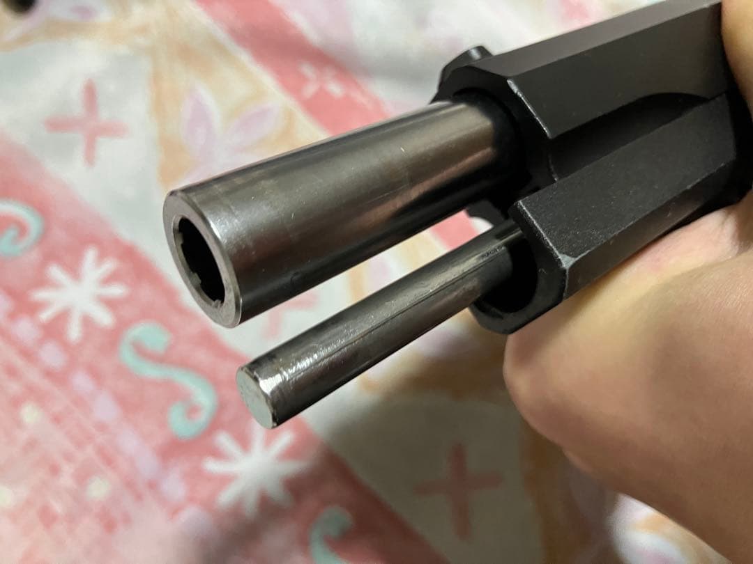 東京マルイ ガスブロ ハイキャパ5.1R ブラック マガジン4つ付き