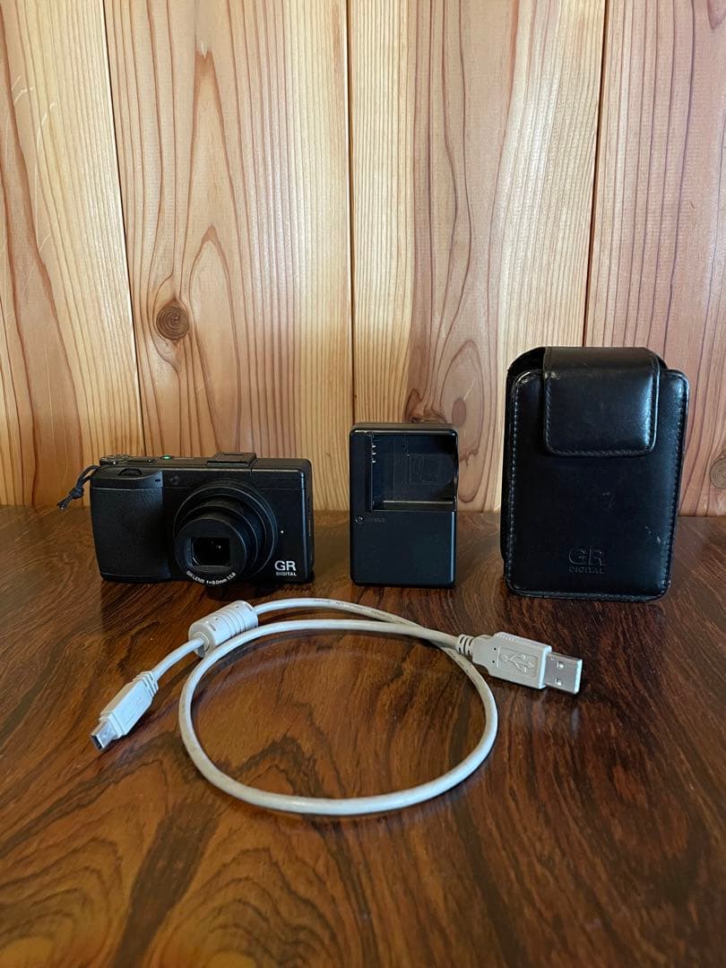 デジタルカメラ RICOH GR DIGITAL III