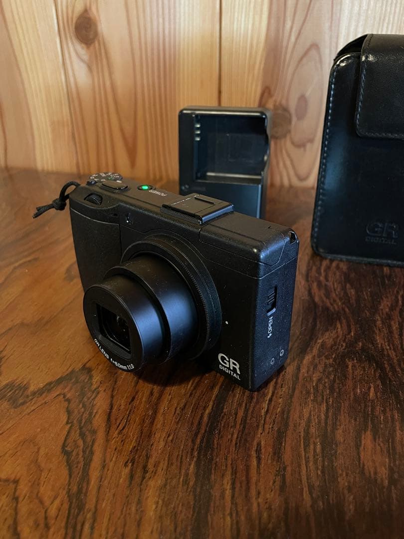 デジタルカメラ RICOH GR DIGITAL III