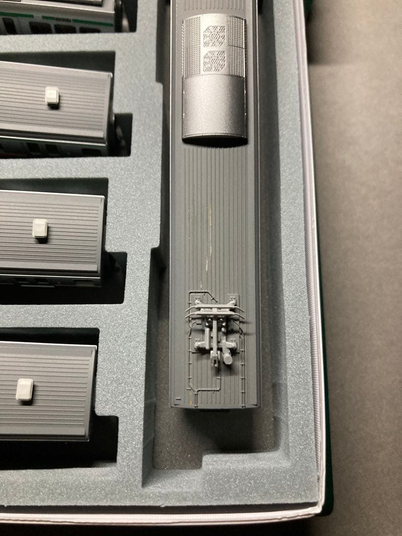 室内灯付 E231系 1000番台 湘南色 10両 KATO