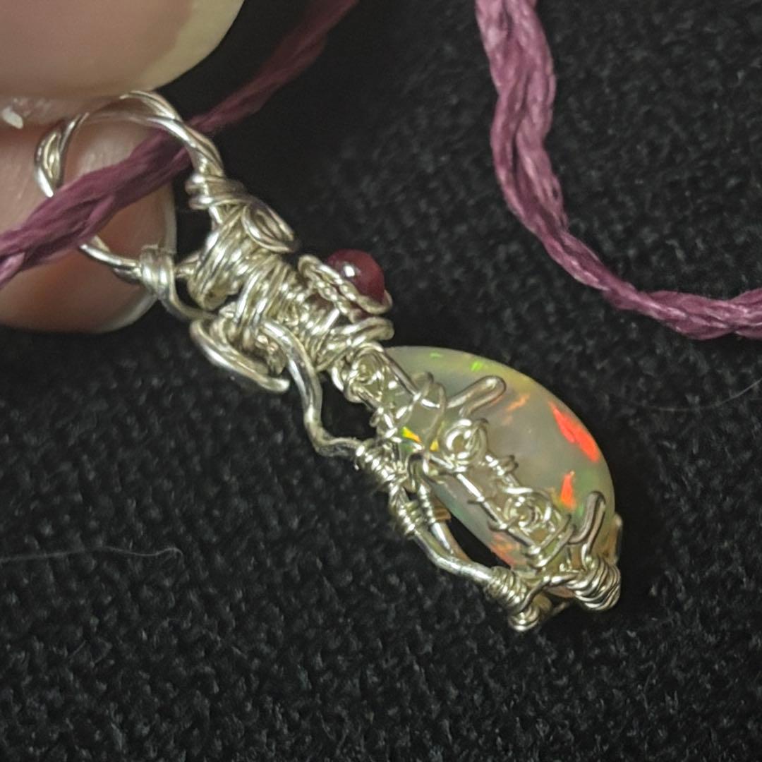 マーシャです。エチオピアオパールペンダント