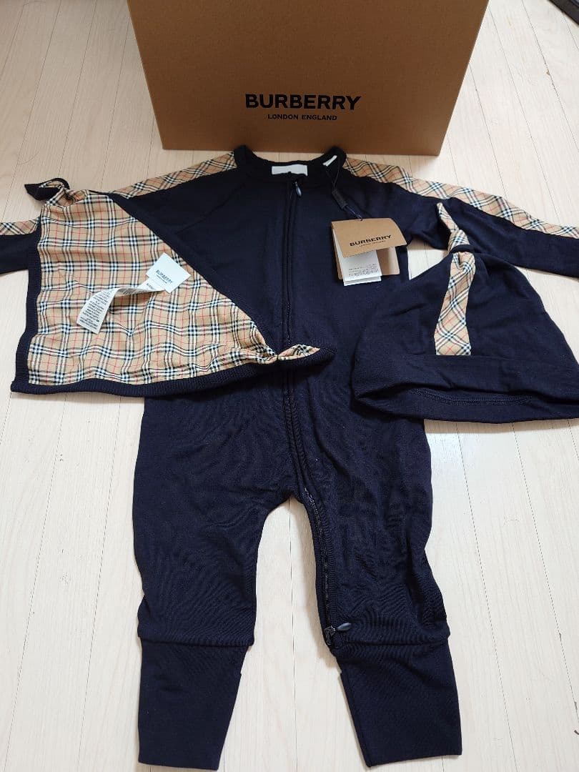 BURBERRY ベビー服 セット