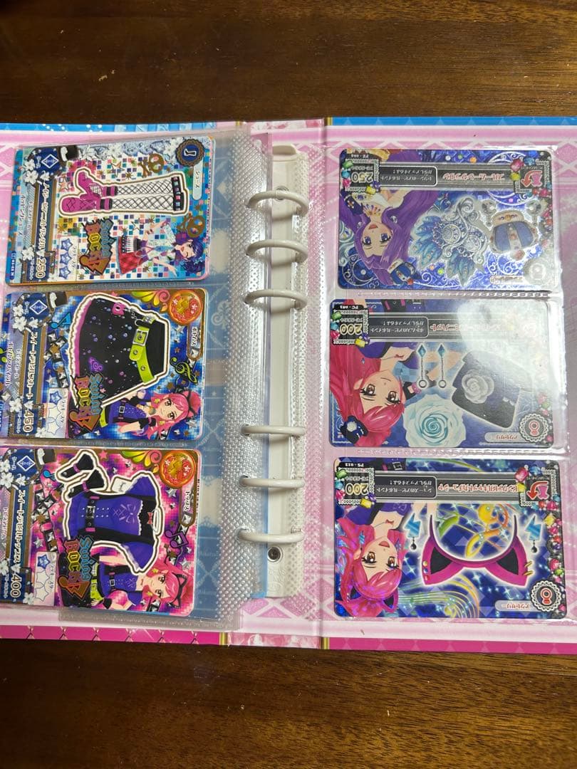アイカツ トレーディングカード バインダーセット レアカード 含む レッスン手帳