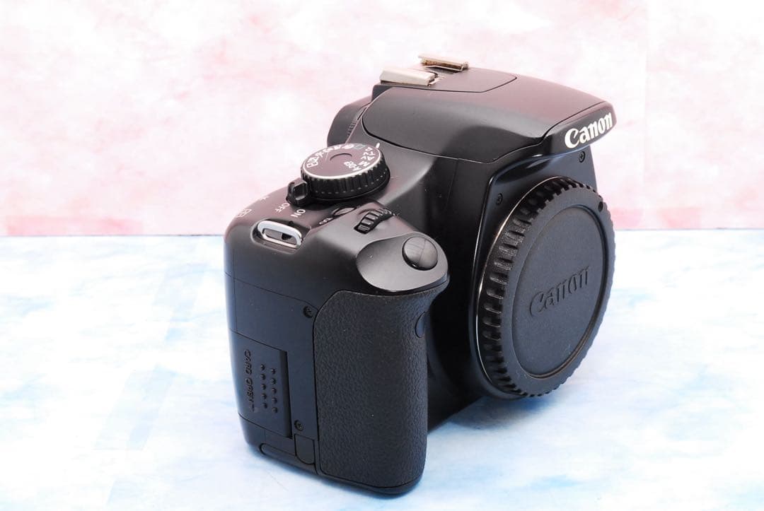 Canon Kiss X2☆一眼レフカメラ☆初心者向け豪華セット☆S数極少