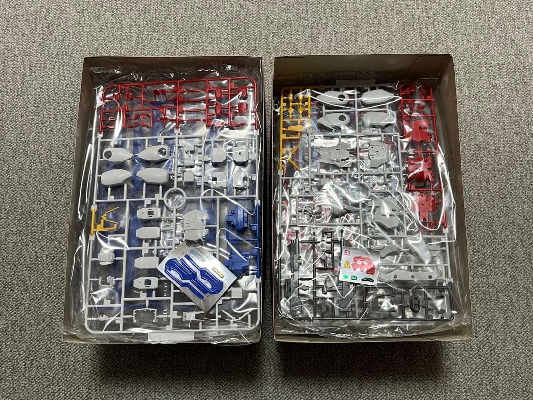 未組立 1/100 ストライクフリーダム + デスティニーガンダム 初回特典付き