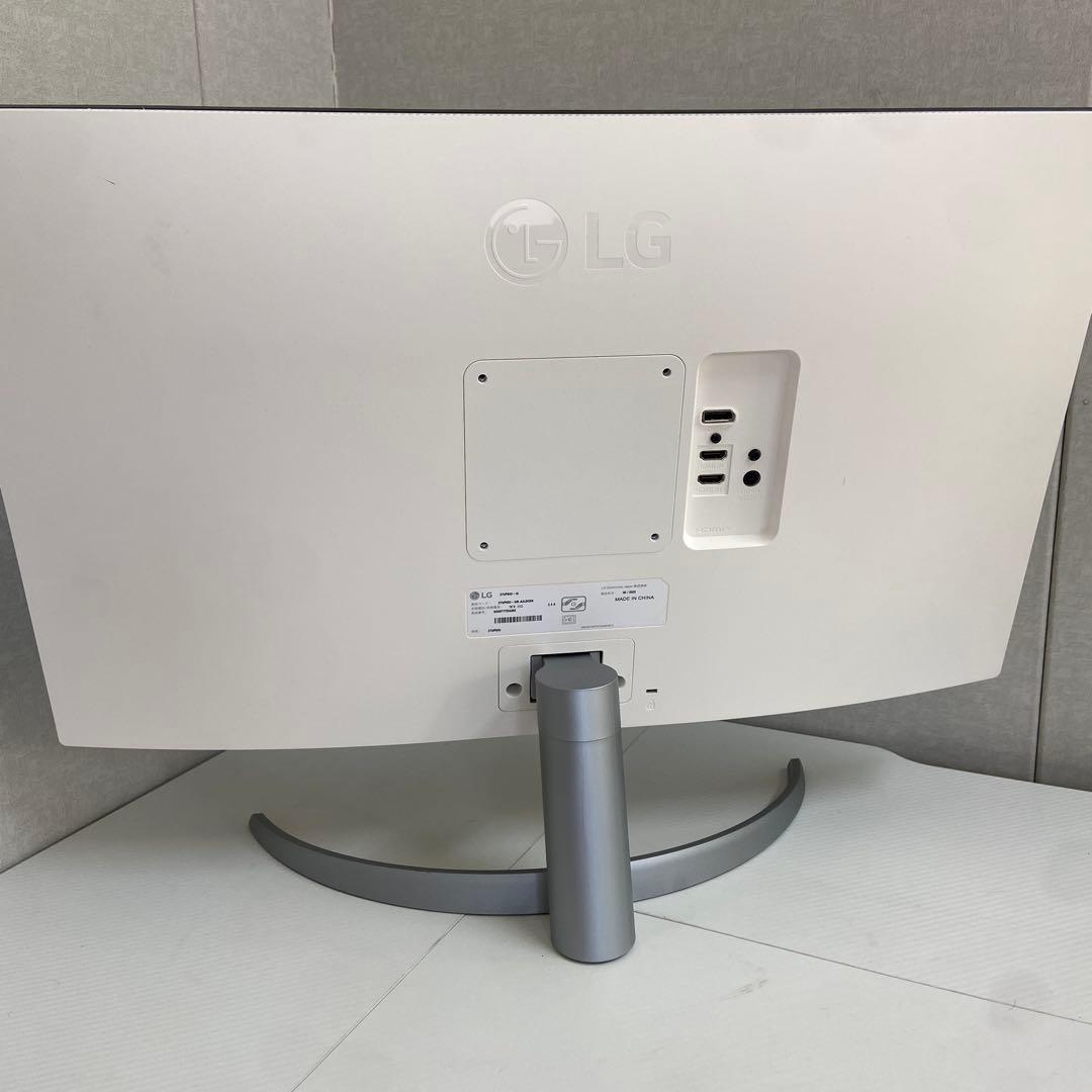 美品⭐️LG ゲーミングモニター27UP600-W