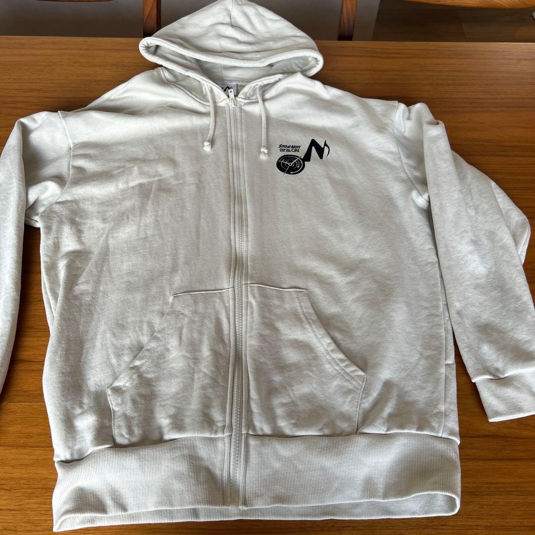 Man ON いつもより大きいサイズ （XL） パーカー