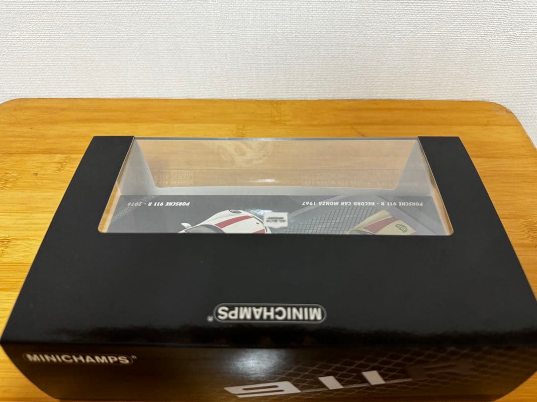 【MINICHAMPS】限定499台 Porsche911R 2016/1967