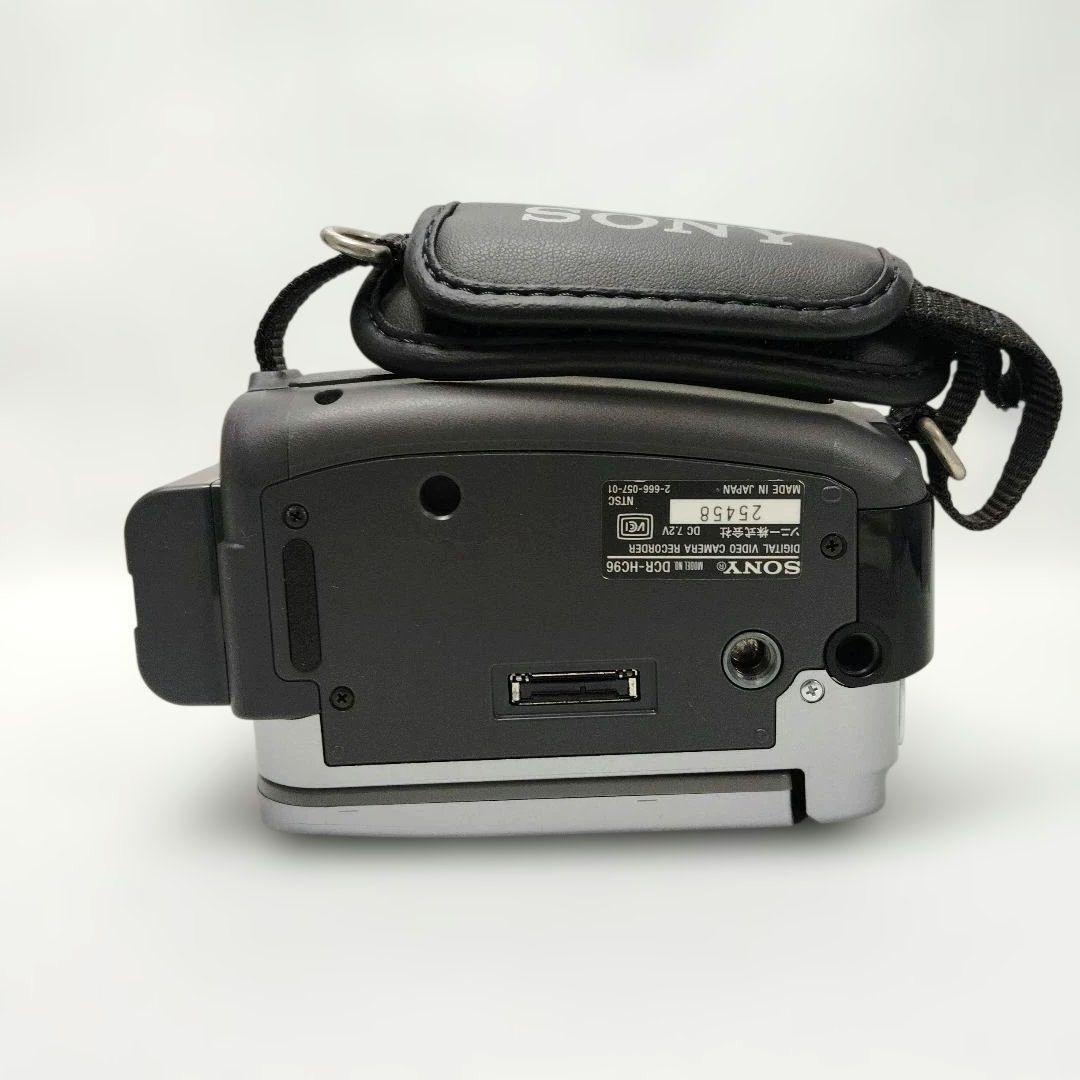 【T】売り尽くし✨SONY Handycam 3.0メガピクセル ワイドLCD