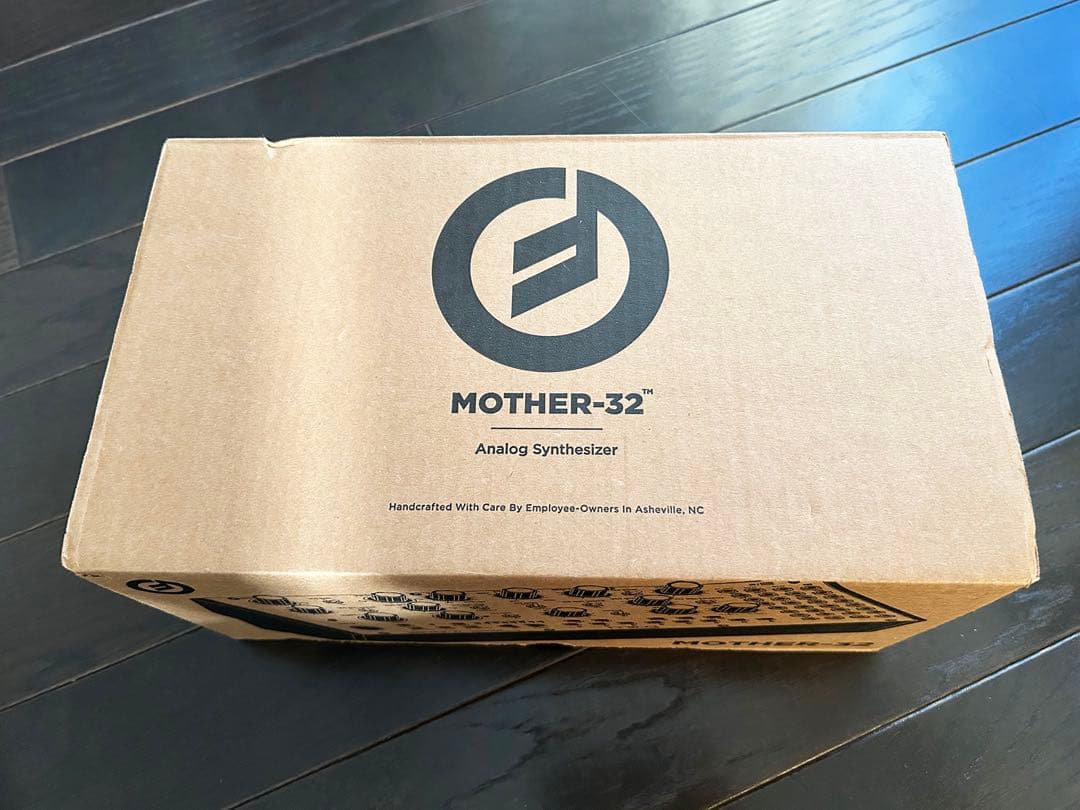 MOOG【MOTHER-32】セミモジュラーアナログシンセ(状態良好)