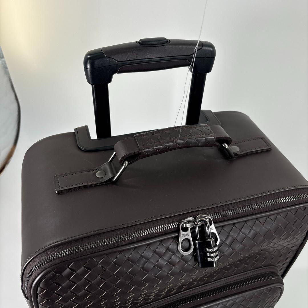 超極美品 ボッテガヴェネタ イントレチャート キャリーバッグ ブラウン メンズ