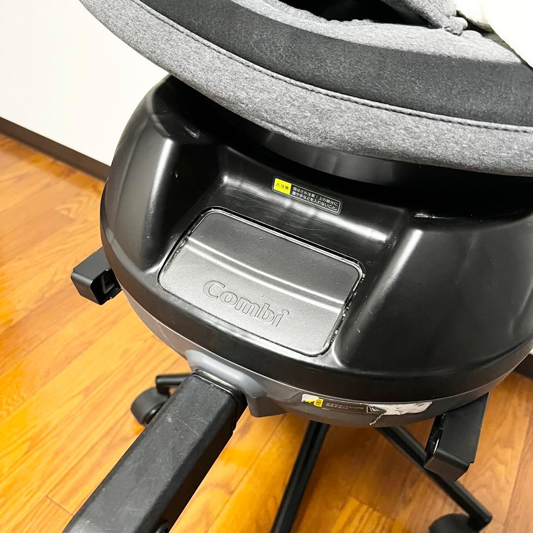 【極美品】コンビクルムーヴスマート チャイルドシート　isofix クルムーブ