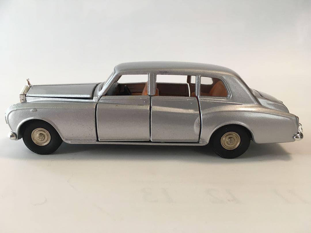トミカ初期型ダンディロールスロイス ファントムVI 1/43 日本製 希少当時物