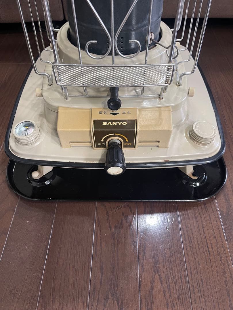 SANYO ストーブ ベージュ・黒