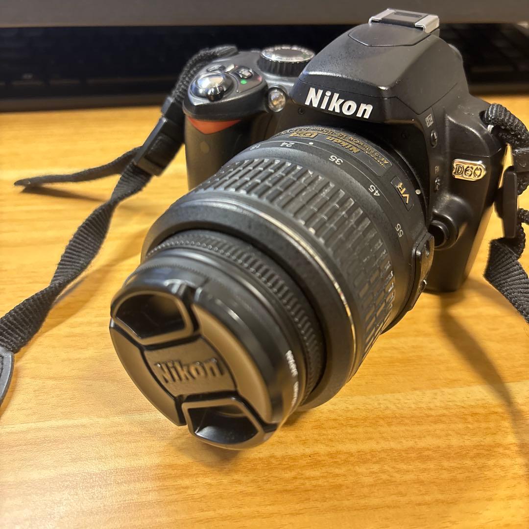 Nikon ニコン デジタル一眼レフカメラ D60 レンズストラップ付き