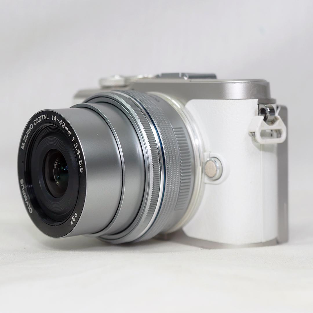 OLYMPUS PEN E-PL9 EZダブルズームキット