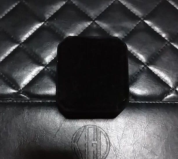 エメラルド ダイヤツイストデザイン リング