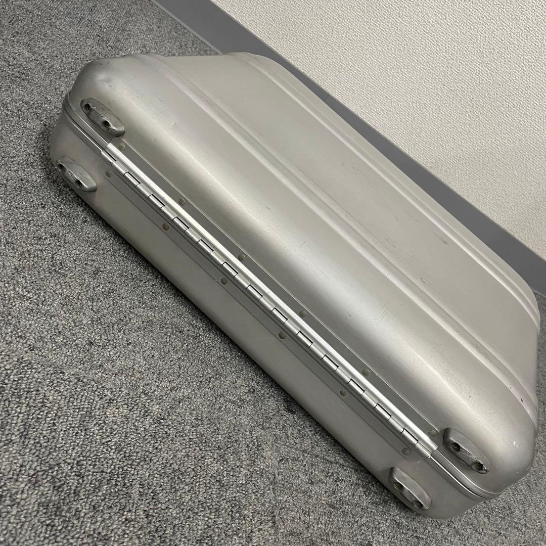 ゼロハリエバートン Elite by Zero アタッシュケース シルバー