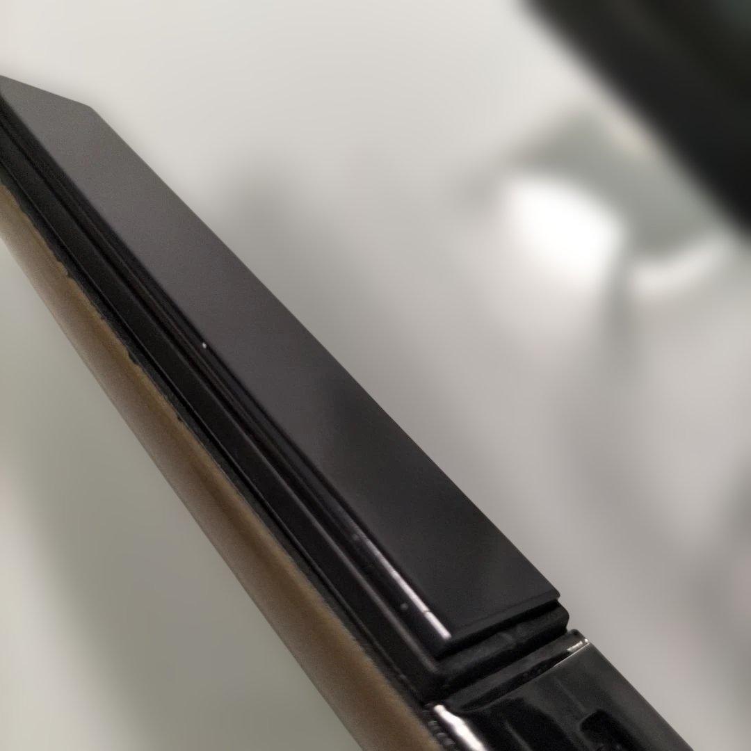 ヘアビューロン　4d ストレートアイロン