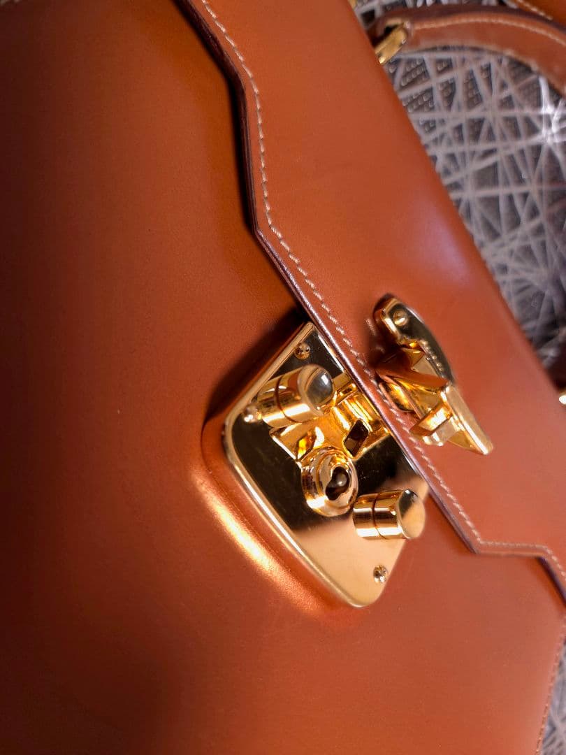GUCCI ブラウン ハンドバッグ ゴールド金具 グッチ ショルダーバッグ