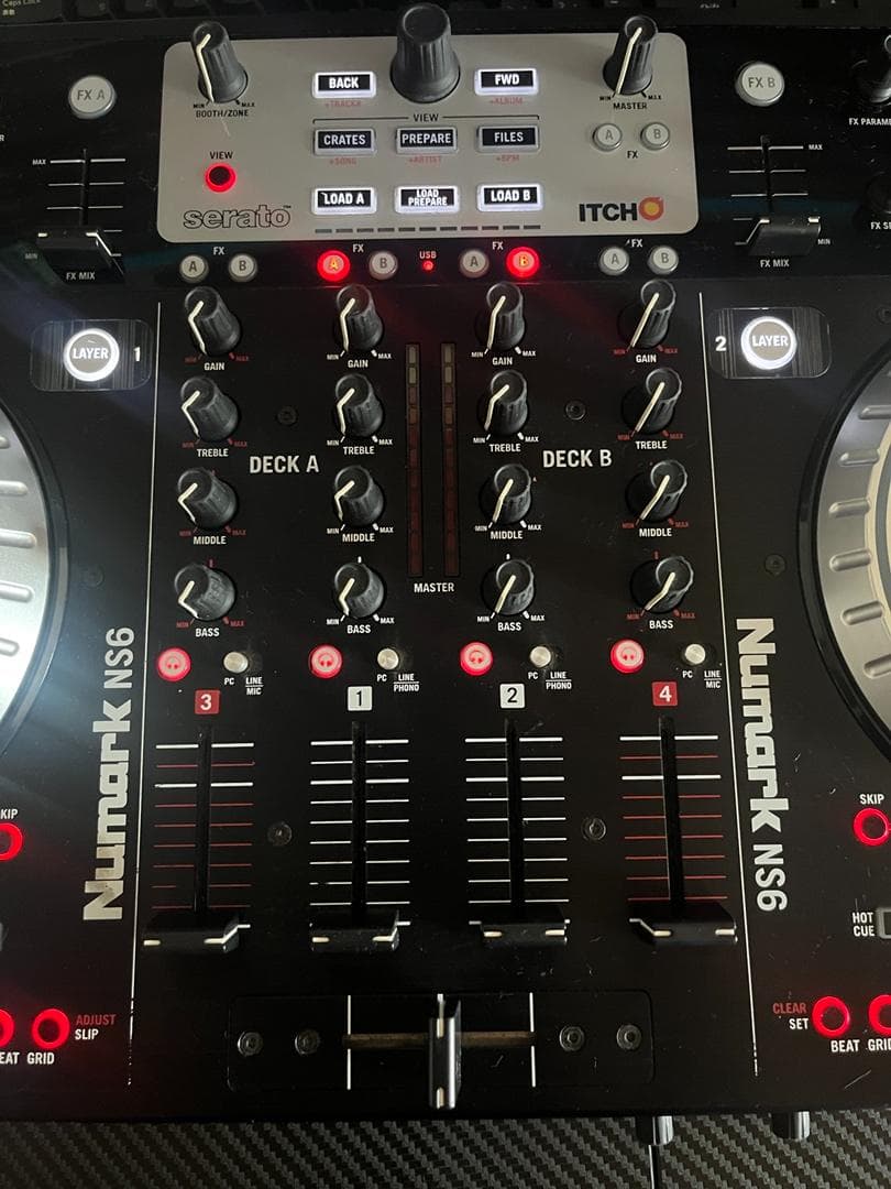 Numark「NS6」PCDJコントローラー（動作確認済み）