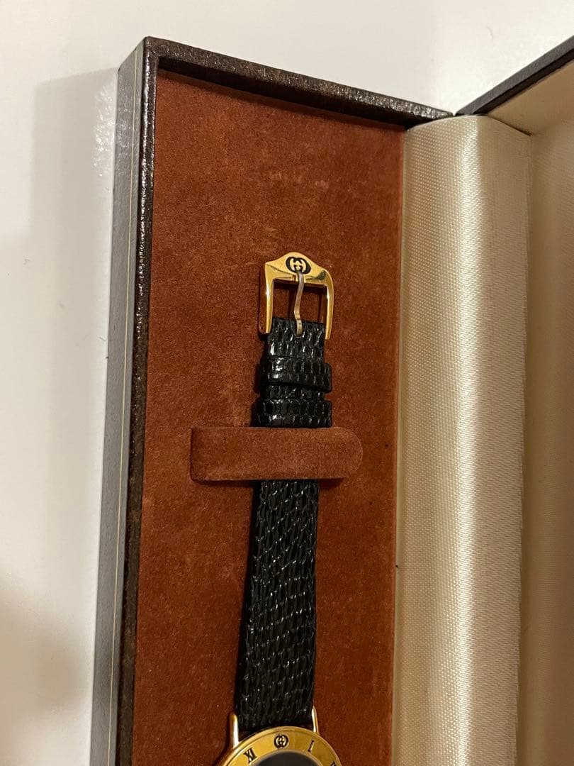 【ケース付き】GUCCI レディース 時計 ゴールド ブラック