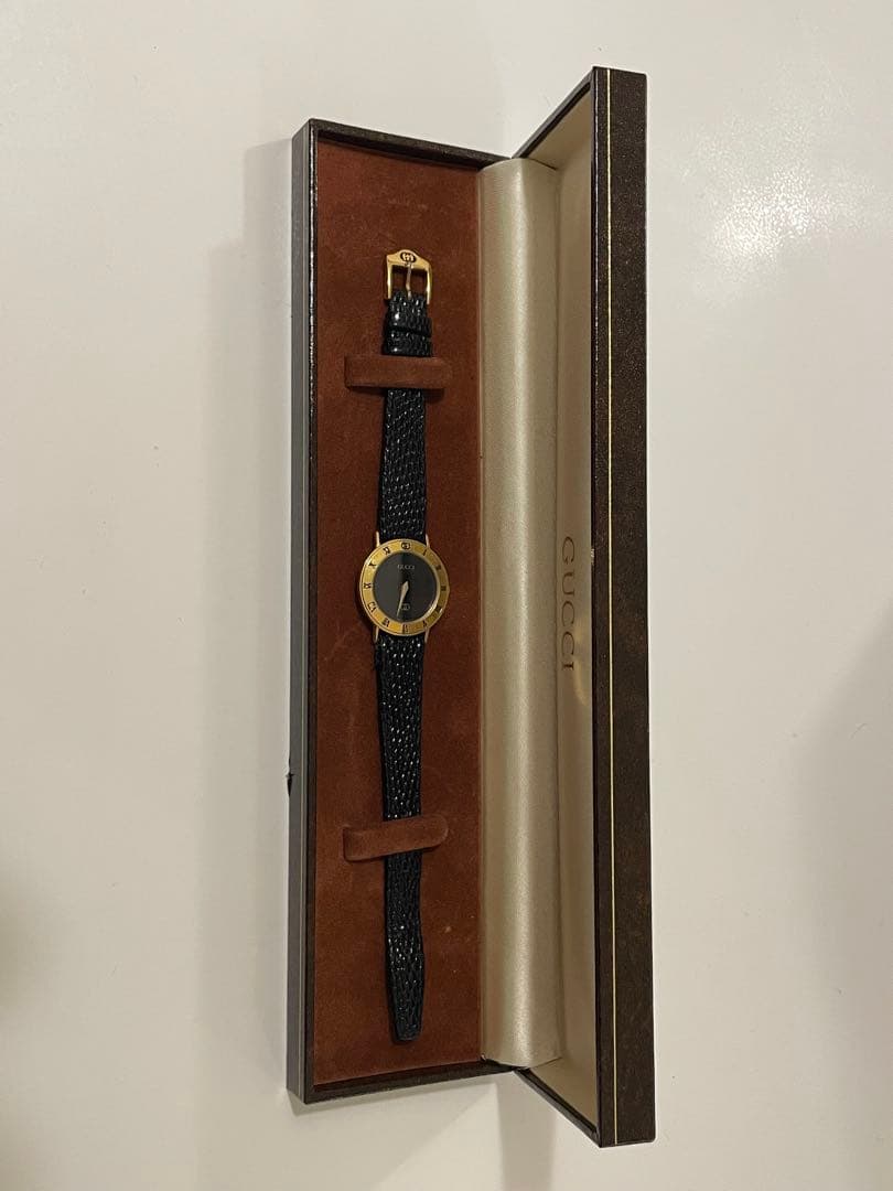 【ケース付き】GUCCI レディース 時計 ゴールド ブラック