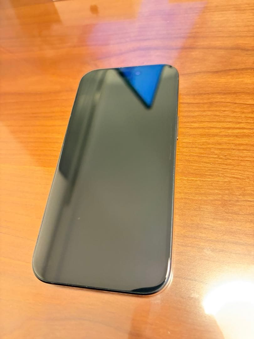 【美品】iPhone15 ブラック SIMフリー