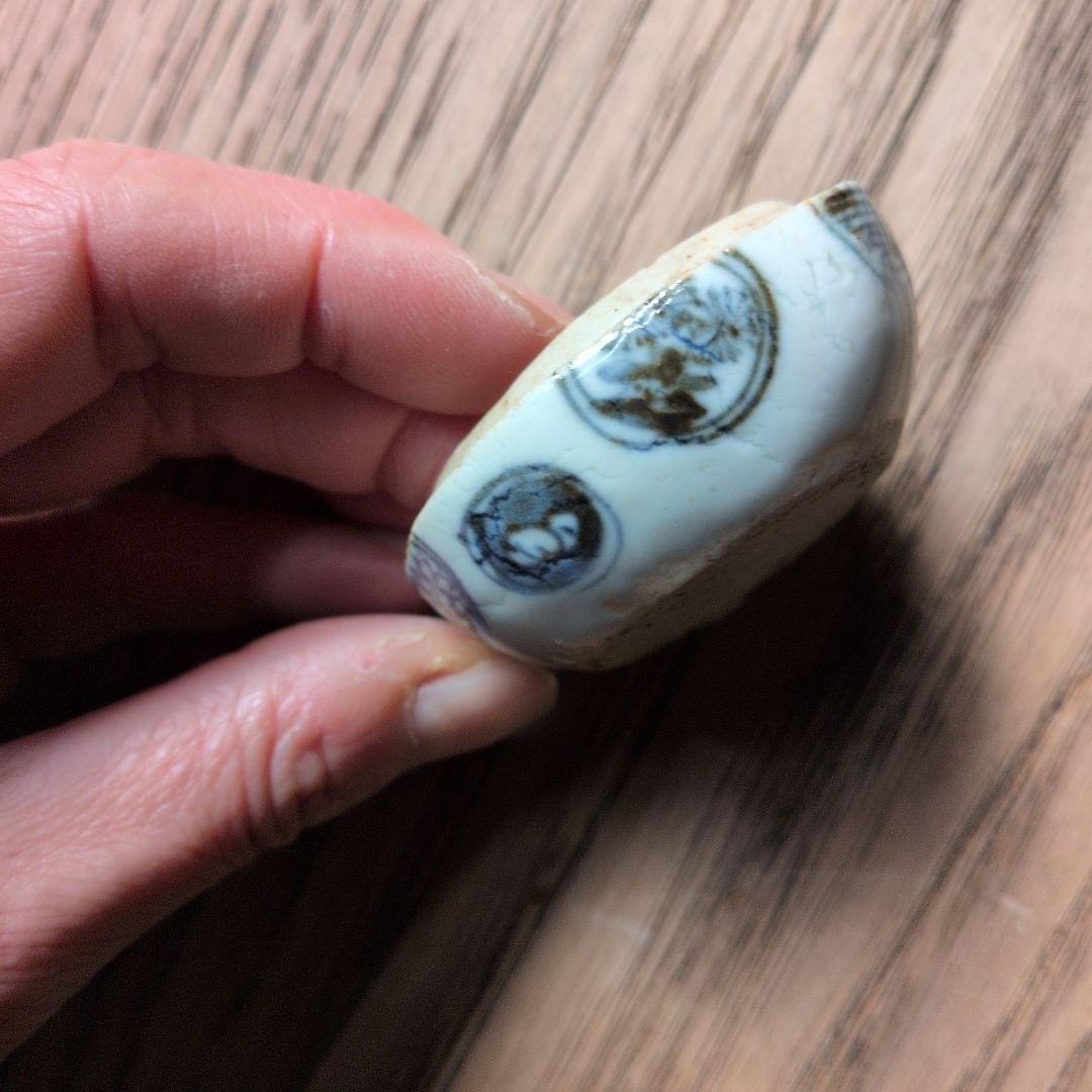 古伊万里　丸紋染付　桃形　 蓋付き香合 木箱付き