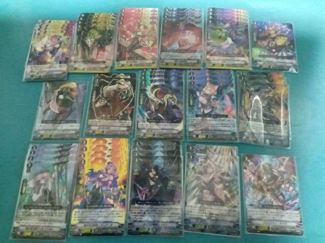 銀の茨の竜使い　ルキエ　デッキ　ヴァンガード　Vスタン　ペイルムーン