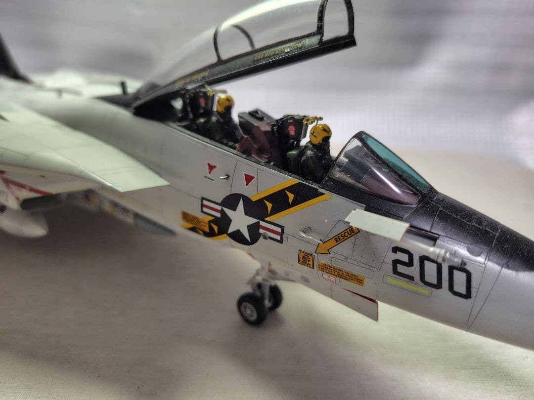 タミヤF-14 Ａ1/48トムキャッVF−84 ジョリーロジャース