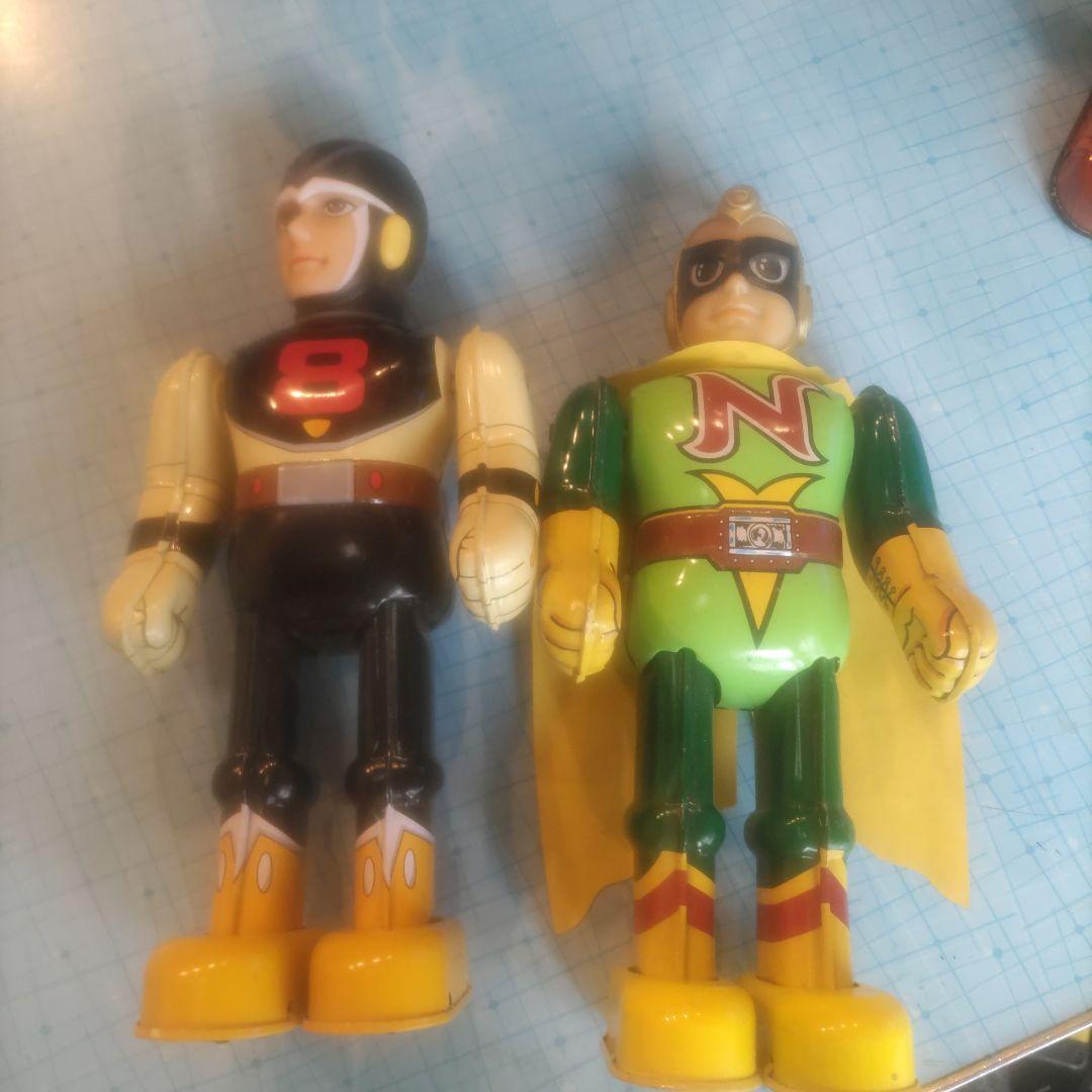 ブリキ　ロボット