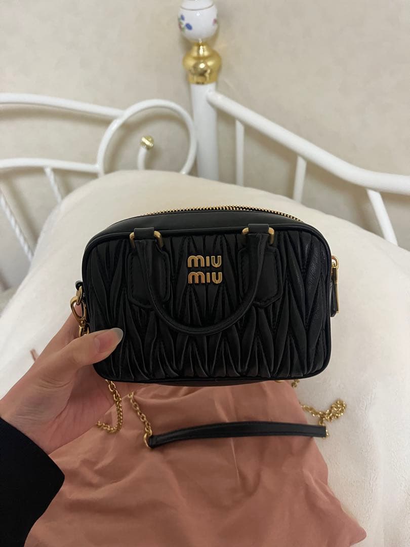 レイ アルカディ マテラッセレザー ミニバッグ