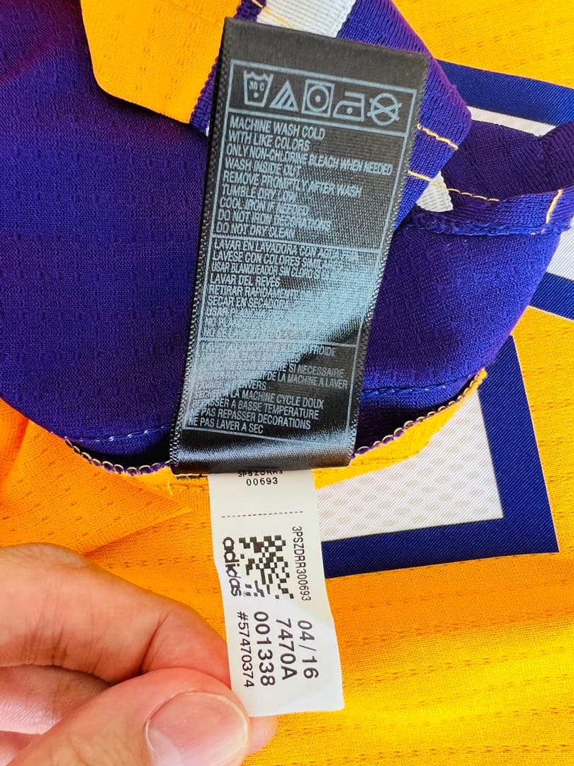 KOBE #24 コービーブライアント　ユニフォーム　レイカーズ