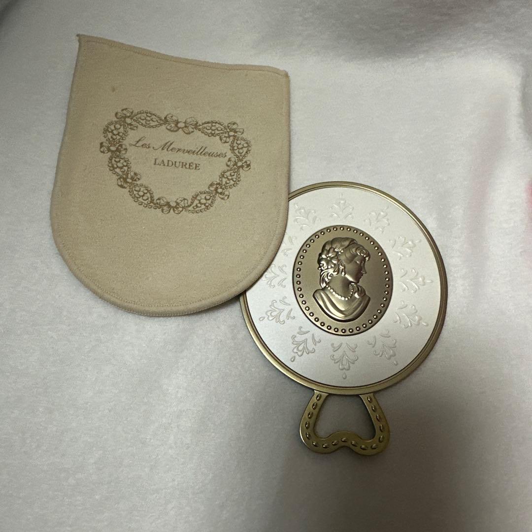【新品未使用品】Ladurée チーク&鏡のセット