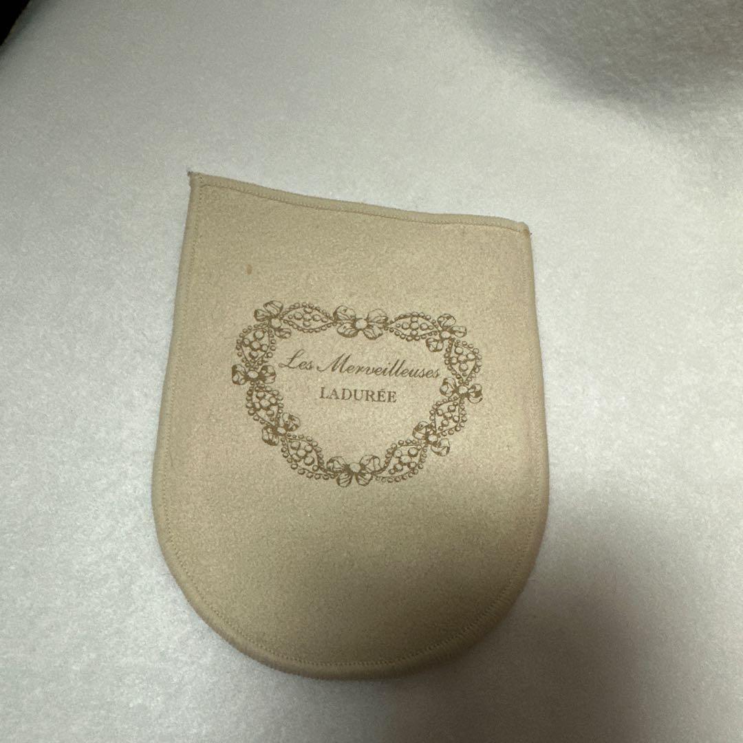 【新品未使用品】Ladurée チーク&鏡のセット