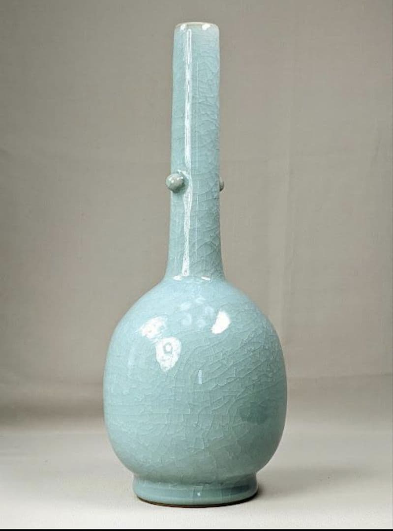 未使用 鍋島焼 青磁　双耳鶴首瓶　第９代目小笠原長春作　花瓶　貫入 陶印