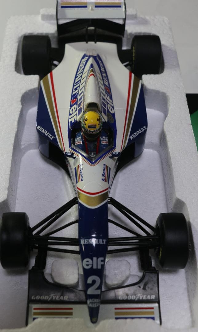 貴重ビックスケール１／1８　ウィリアムス・ルノーFW16　セナ・コレクション